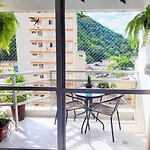 Apartamento Encantador No Coracao Do Guaruja